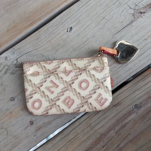 ❌️🚫 SOLD! Dooney & Bourke Vintage Coated Cotton Crossword Bucket Bag & Wallet - Picture 15 of 16